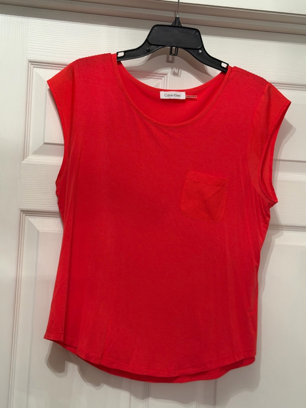 Calvin Klein bright red orange cap sleeve t shirt Size l/xl